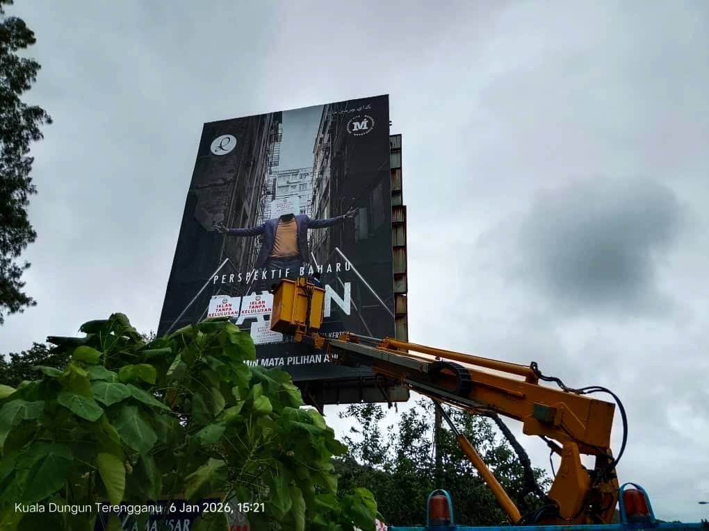 OPERASI BERSEPADU SITAAN ‘BILLBOARD’ TIDAK BERLESEN