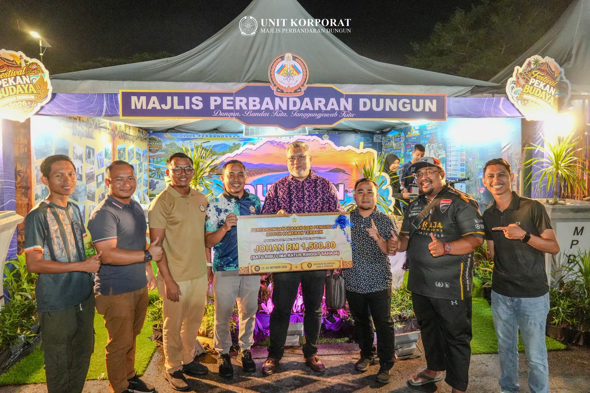 TAHNIAH MPD JOHAN PERTANDINGAN HIASAN DAN PENGISIAN BOOTH PAMERAN TERBAIK SEMPENA FESTIVAL PEKAN BUDAYA DAERAH DUNGUN
